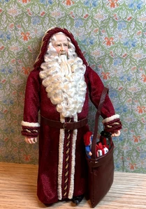 Casa de Muñecas Miniatura Viejo Mundo Santa Muñeca con Bolsa de Juguete de Falcon Miniatures - Imagen 1 de 4