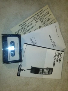 Manuel téléphone portable Motorola 1992 cassette de formation appelant vocal numérique - Photo 1 sur 1