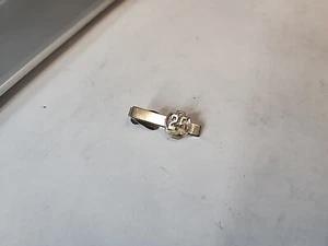 GM TIE TACK 25 AÑOS PLAN SUGERENCIA MUY RARO...USADO - Imagen 1 de 3