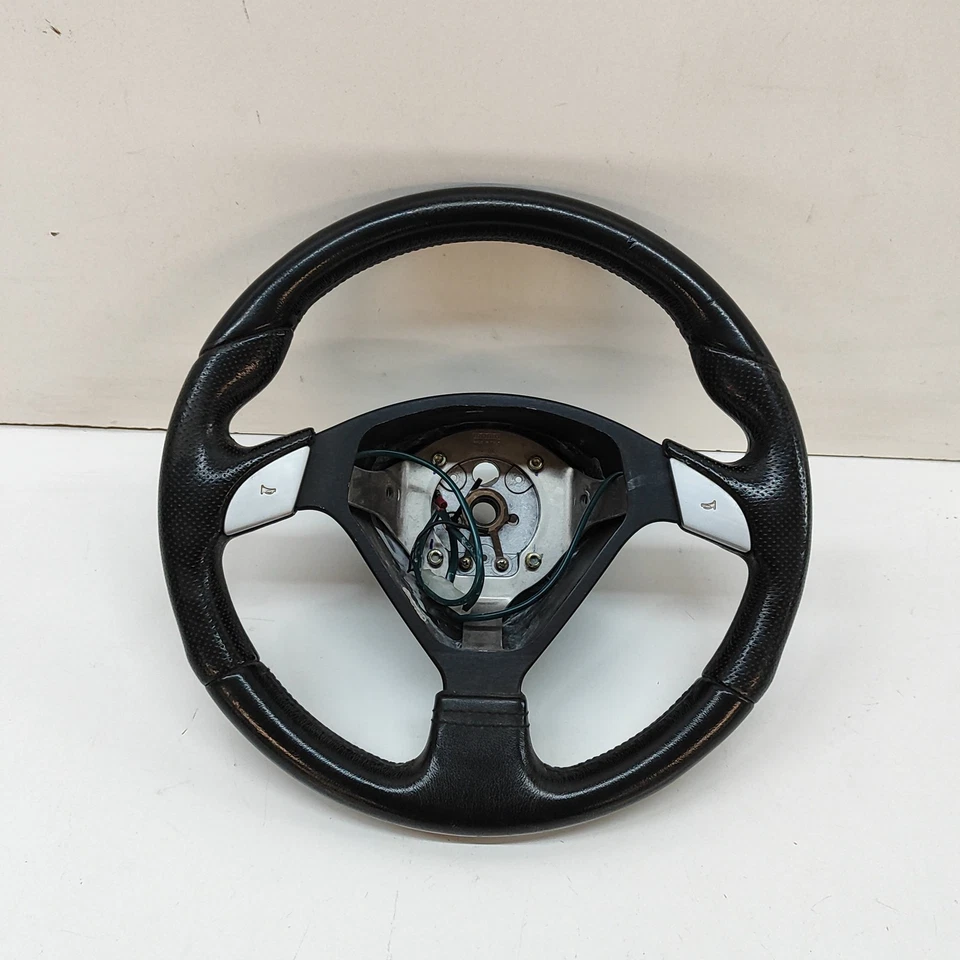Ferrari 575M Maranello Steering Wheel 672875 5.5 Gasoline 357KW 2003 31318175 Foto 1 de 4