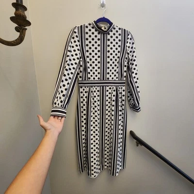 Vestido retro vintage años 60 manga larga línea A lunares blanco y negro fiesta secretaria Foto 1 de 4