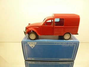 AHC 1001 CITROEN 2CV DELIVERY VAN - RED L29.0cm - GOOD CONDITION IN BOX - Imagen 1 de 10