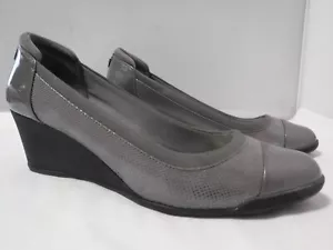 PH2 Women's ANNE KLEIN Sport TENLIE Pewter Gray Cap Toe WEDGE Heel Pumps 8 Med - Picture 1 of 11
