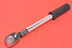 Snap-On 3/8” Drive SAE Interchangeable Head 100 In Lb Preset Torque Wrench - Picture 1 of 12