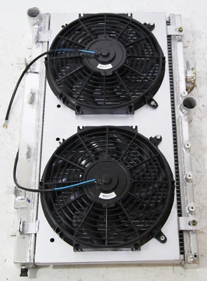 Radiador de doble núcleo de 2" + ventilador de 12" + cubierta para 02-07 Subaru WRX STI transmisión manual Foto 1 de 4