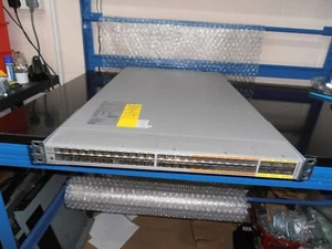 CISCO N5K-C5672UP Nexus 5672UP 1RU 48x10G SFP+ 6x40G QSFP+ ENTERPRISE_PKG - Zdjęcie 1 z 4