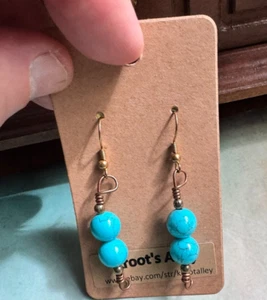 Handgefertigte türkisfarbene Ohrhänger - Boho Coastal Artisan Style - Bild 1 von 4