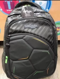 Mochila de fútbol Australia Smiggle 42x 30cm nuevo estilo - Imagen 1 de 2
