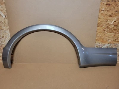 2000-2005 Ford Excursion Driver LH Rear Quarter Wheel Arch Trim Moulding Gold - Image 1 of 4