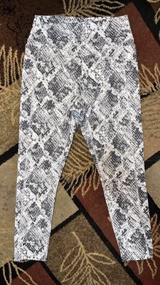 PINK Victoria's Secret Leggings Womens Size Large Gray Snake Print Elastic Waist - Image 1 of 4