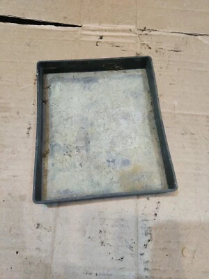 Bandeja de batería de plástico Geo Tracker Suzuki Sidekick Foto 1 de 2