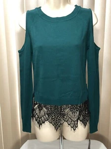 Juniors Material Girl Cold Shoulder Pullover Sweater S Extended Lace Hem Green - Picture 1 of 7