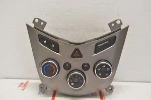 2013 2014 Chevy Sonic Climate Control Unit Heater Ac Temperature Hvac CH97#025 - Picture 1 of 3