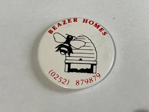 VINTAGE BEAZER HOMES PIN BADGE - Picture 1 of 3