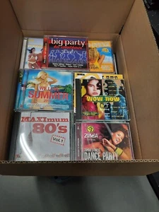 CD PAKET SAMMLUNG KONVOLUT CA. 115 STÜCK SAMPLER 80s 90s 2000er (VIELE 2CD) - Bild 1 von 1