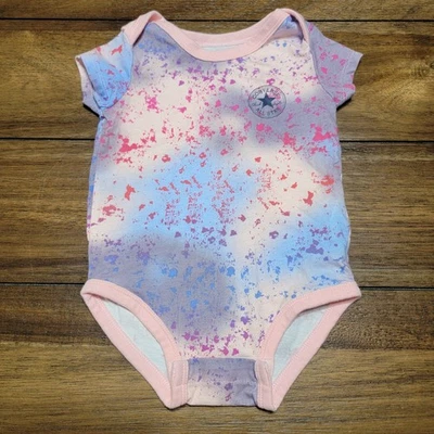 匡威 Converse 婴儿身体套装粉色斑点 - 9M 码 — 第 1/4 张图片