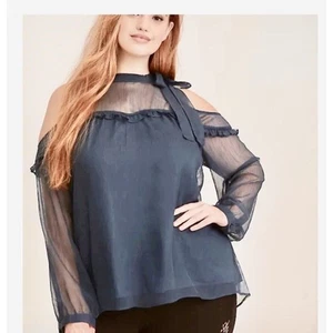 Torrid 5 4W blu spalle fredde manica lunga chiffon cravatta collo festa elegante carriera - Foto 1 di 16