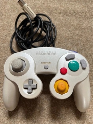 RARE Official Nintendo Gamecube Pearl White Controller Gamepad Game Pad DOL-003! - Image 1 of 4