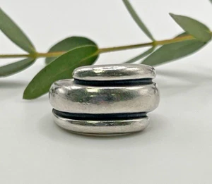 Retired James Avery Triple Wrap Ring  Sz 6 - Picture 1 of 9