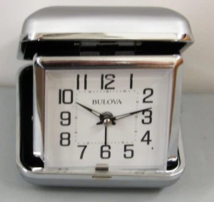 BULOVA- SMALL TRAVEL ALARM CLOCK "TRAVELER" B6123 - Picture 1 of 4