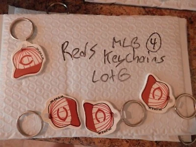 Cincinnati Reds Key chain lot (4)  NEW VTG 1993 90's rubber keychain Lot B - Image 1 of 4