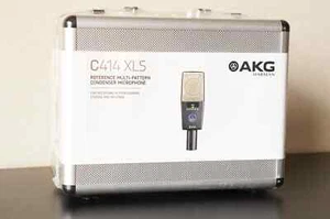 AKG C414 XLS Dynamic Cable Professional Microphone FastShipping New - Picture 1 of 4
