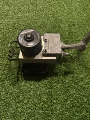 Mercedes-Benz C230 2006 2,5 L A/T ABS módulo ABS A 035 545 78 32 Foto 1 de 4