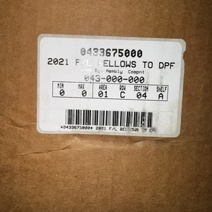 NUEVO Fuelle Original OEM Freightliner 04-33675-000 a Tubo DPF P4 Cascadia DD13 - Imagen 1 de 2