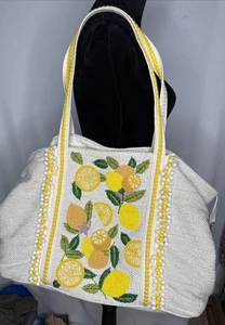 America & Beyond Make Lemonade Limited Edition Embellishing Beads XL Handtasche - Bild 1 von 13