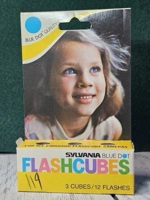 ! Flashcubes Sylvania Blue Dot vintage - Paquete de 3 cubos / 12 flashes - ¡NUEVO! Foto 1 de 4
