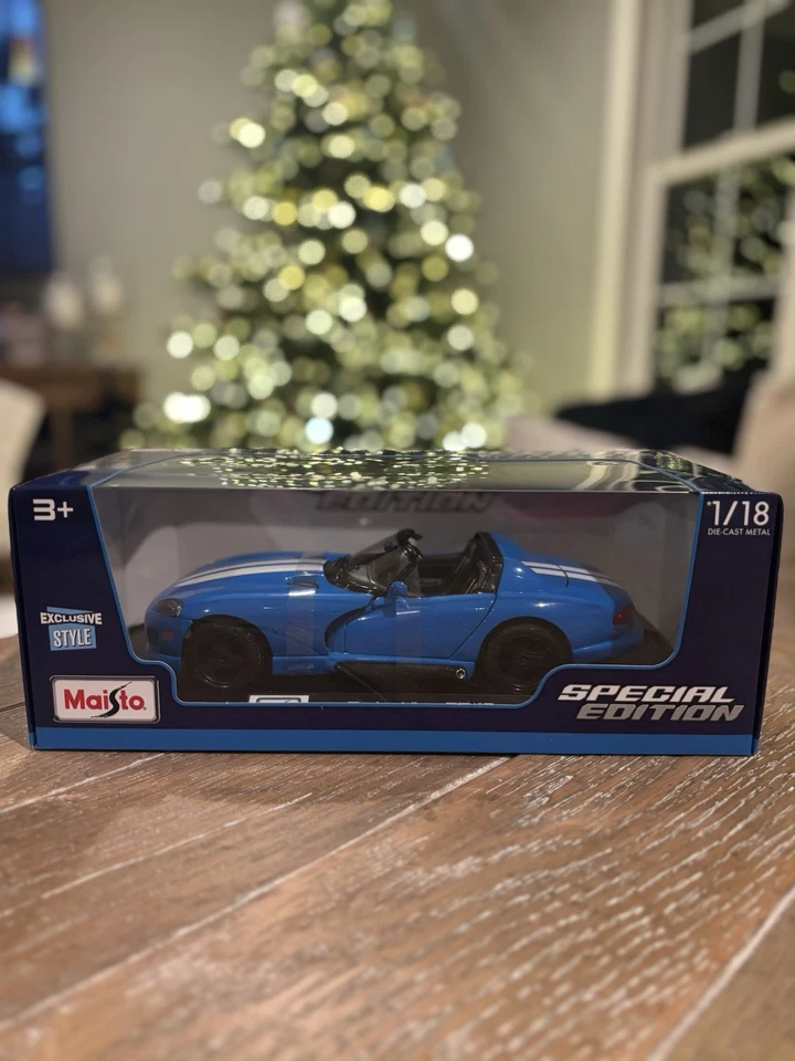 Maisto Dodge Viper RT/10 | синий с белыми полосками 1:18 | Бесплатная доставка!! - Изображение 1 из 1
