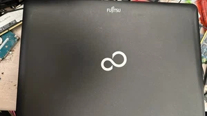 FUJITSU LIFEBOOK s710 CPU I5 - NON TESTATO - no RAM no hard disk- fattura - Foto 1 di 3