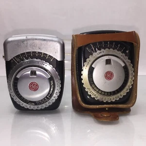 2 Vintage GE Exposure Meters Type PR-1 General Electric Only 1 Is Working! - Picture 1 of 12