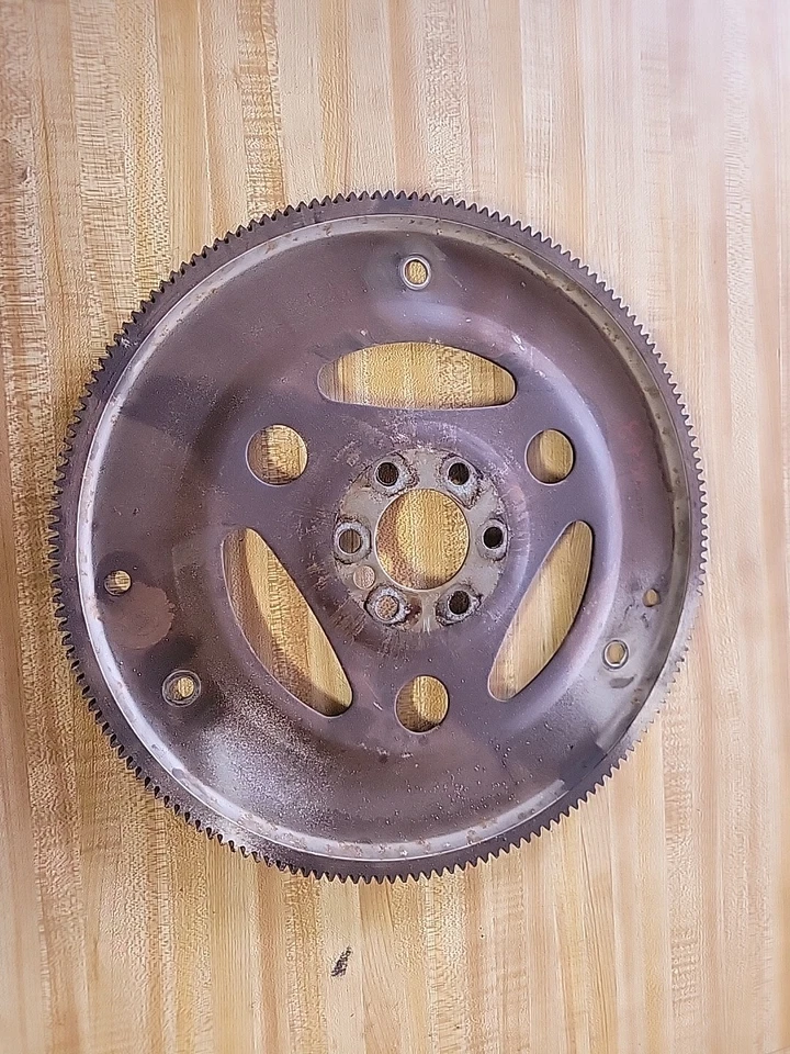  2015 -17 Nissan Sentra FLYWHEEL MT FEDERAL 1.8L ,MR18DE/MRA8DE  OEM 101023RC2B Foto 1 de 2