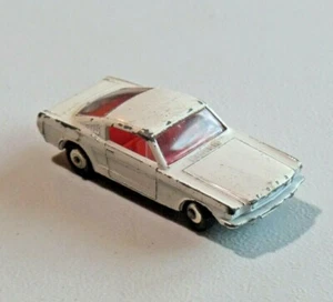 Ford Mustang Fastback 1965 Lesney Matchbox No. 8 Diecast Original Blanco 8715 - Imagen 1 de 10
