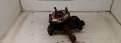 2004-2006 Scion xB Driver Left Front Spindle Knuckle LH OEM - Image 1 of 3