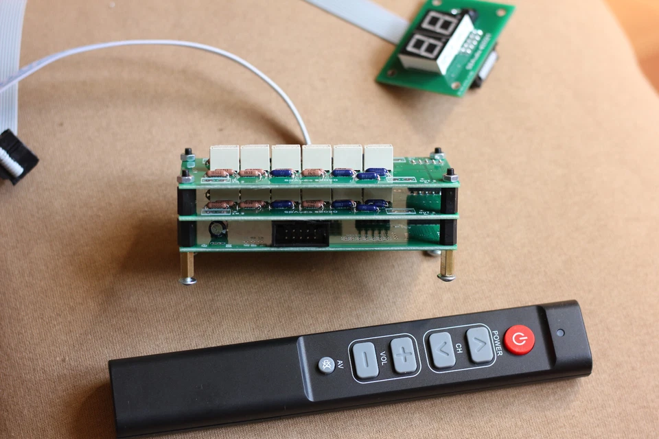 Volume Control Relay Attenuator IR Control 2 channels XLR 10K, 22K, 50K, 100K - Image 1 of 4