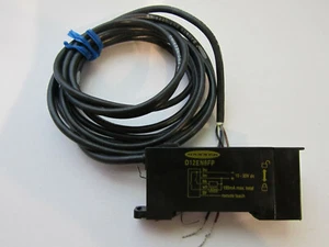 BANNER D12EN6FP 41959 PHOTOELECTRIC SENSOR UNUSED DEMONSTRATOR - Picture 1 of 4