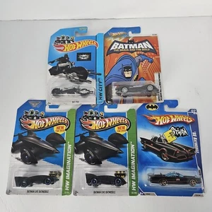 Collezione di 5 Batmobile Batman Hot Wheels HW City/Batman Live Mobile x 2/'66 - Foto 1 di 16