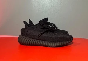 Talla 4.5 - Adidas Yeezy Boost 350 V2 Low Onyx - Imagen 1 de 7