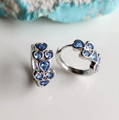 Pendientes de plata de ley 925 de 3,5-4,5 mm con racimo de aguamarina corazón de 3/4"" piedras preciosas Foto 1 de 3