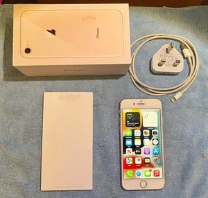 Apple iPhone 8 - 64GB - Gold (Unlocked) A1905 (GSM) - Afbeelding 1 van 5