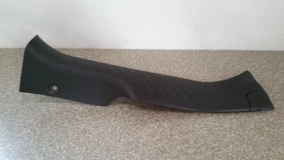 02-06 Mazda Tribute Escape Mariner Puerta trasera derecha Placa rasguño Grafito Foto 1 de 4