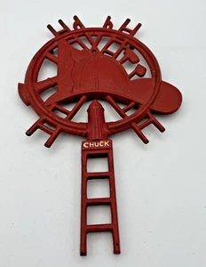 Feuerwehrmann Messing rot Cst Eisen Wandrelief Feuerwehrhelm, Leiter & Hydranten JM 302 - Bild 1 von 6