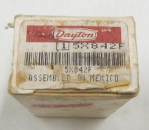 Dayton 5x842F General Purpose 12 Flat Pin Relay 3 pole Double Pole 240v coil NEW - Picture 1 of 3