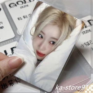 ITZY Chaeryeong ORO 9º Mini MANTA MAKESTAR Espalda China TARJETA FOTOGRÁFICA OFICIAL - Imagen 1 de 3