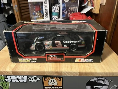 Dale Earnhardt #3 1992 Racing Champions 1:24 GM Piezas Goodwrench Chevy Lumina Foto 1 de 3