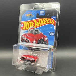 Hot Wheels TREASURE HUNT 2025 High Graded MINT 9.0 | PEDAL DRIVER - Picture 1 of 10