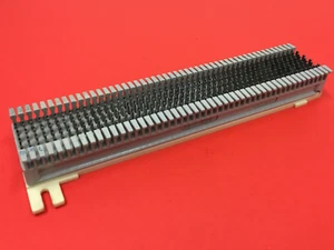 Siemon - 66MI-25 - Punch Down Terminal Blocks - Picture 1 of 4