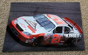 Kevin Harvick #21 HERSHEY KISSES CHEVY AT DAYTONA 13X19 GLANZ POSTER - Bild 1 von 1